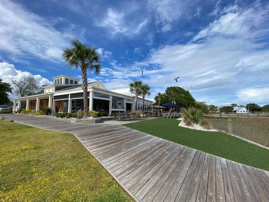 Booking Fast! Golf, Beach, And Relaxation! A Great Place For All! 칼라바쉬 외부 사진